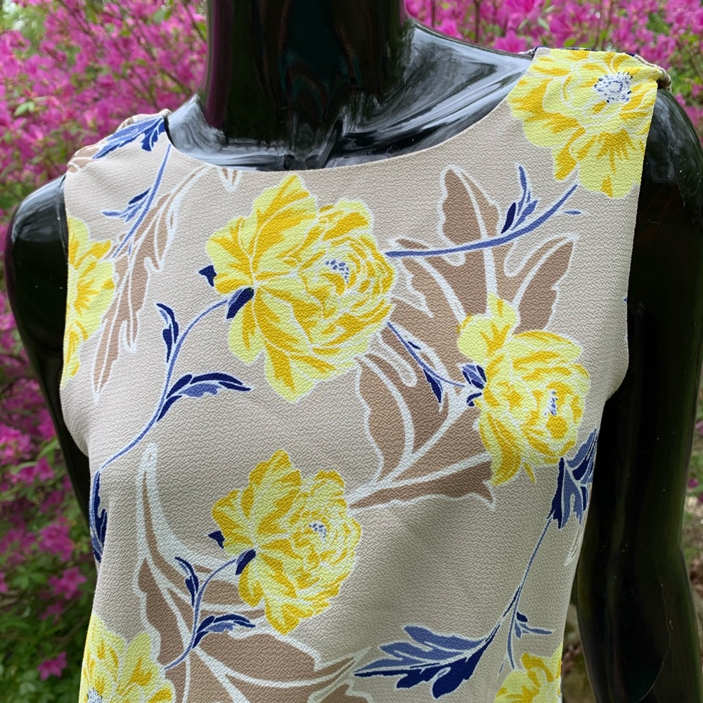 Blouse Size S - Picture 4 of 4